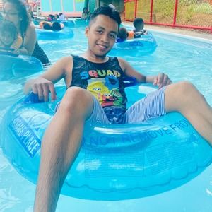 Meet your Posher, Jonathan